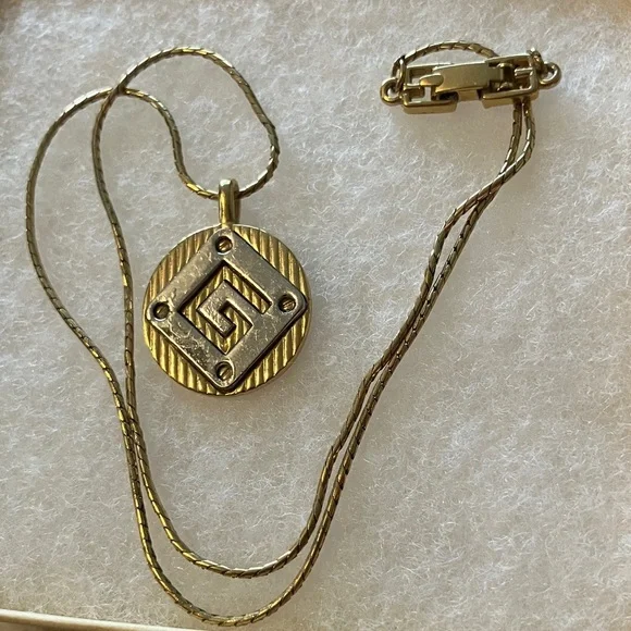 Vintage 1982 Givenchy Two Tone Logo Pendant & Chain 16”